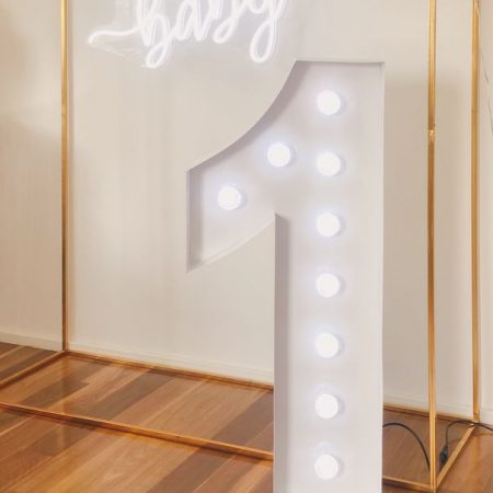 Freestanding 1,2m light number 1